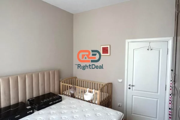 Shtepi ne shitje Apartament ne Tirane, 1+1, Mobilimi E mobiluar, Pagesa 163,000  Euro.