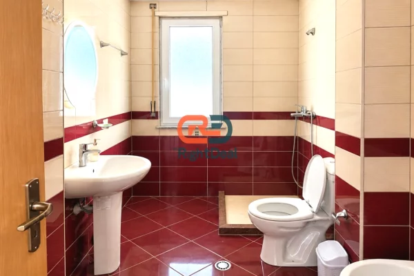 Shtepi ne shitje Apartament ne Tirane, 1+1, Mobilimi E mobiluar, Pagesa 105,000  Euro.