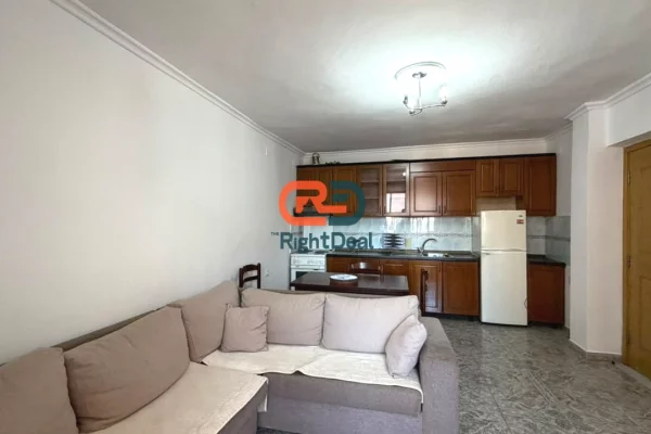 Shtepi ne shitje Apartament ne Tirane, 1+1, Mobilimi E mobiluar, Pagesa 141,000  Euro.