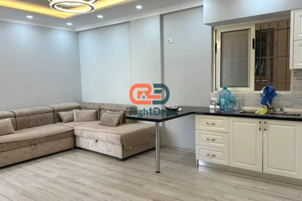 Shtepi ne shitje Apartament ne Tirane, 2+1, Mobilimi E mobiluar, Pagesa 155,000  Euro.