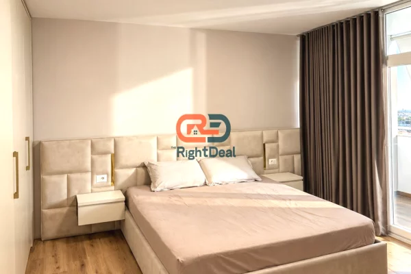 Shtepi ne shitje Apartament ne Tirane, 2+1, Mobilimi E mobiluar, Pagesa 270,000  Euro.