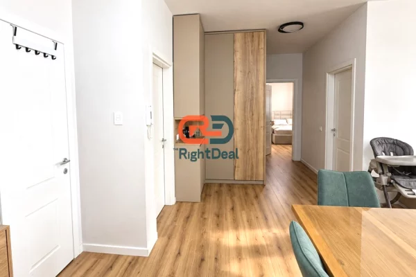 Shtepi ne shitje Apartament ne Tirane, 2+1, Mobilimi E mobiluar, Pagesa 270,000  Euro.