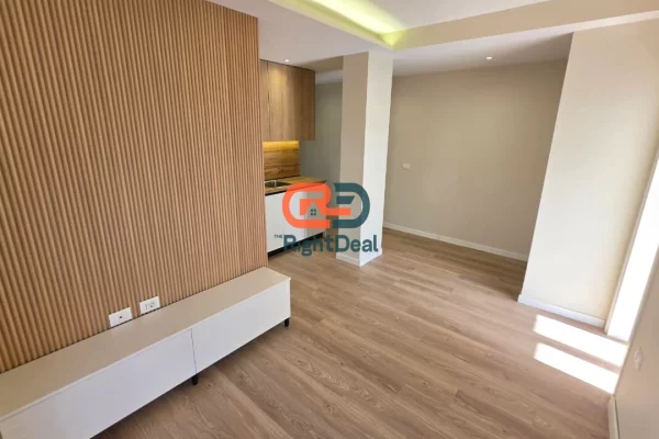 Shtepi ne shitje Apartament ne Tirane, 1+1, Mobilimi Bosh, pa mobiluar, Pagesa 164,000  Euro.