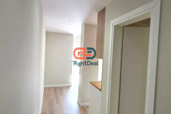 Shtepi ne shitje Apartament ne Tirane, 1+1, Mobilimi Bosh, pa mobiluar, Pagesa 164,000  Euro.