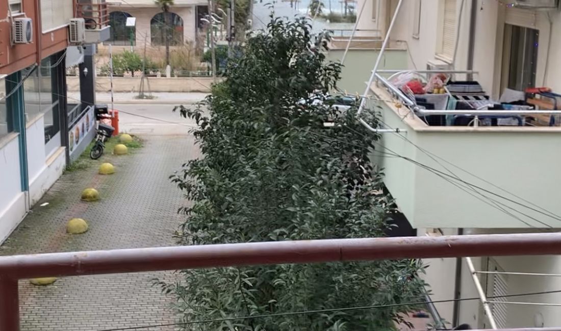 Shtepi me qera Apartament ne Durres, 1+1, Mobilimi E mobiluar, Pagesa 350  Euro.