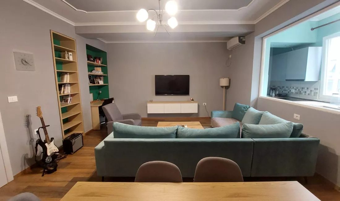 Shtepi me qera Shtepi Private ne Tirane, 4+1, Mobilimi E mobiluar, Pagesa 1,200  Euro.