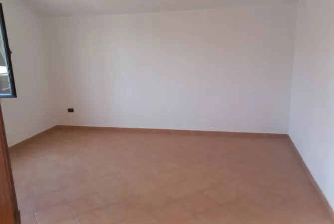 Business Property in Sale 4+1 in Tirana - 50,000 Euro