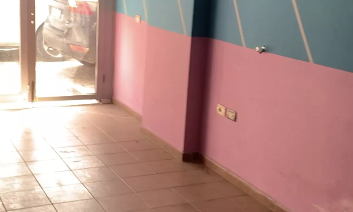 Shitet Dyqan 35m2 ne Astir 40000Euro 