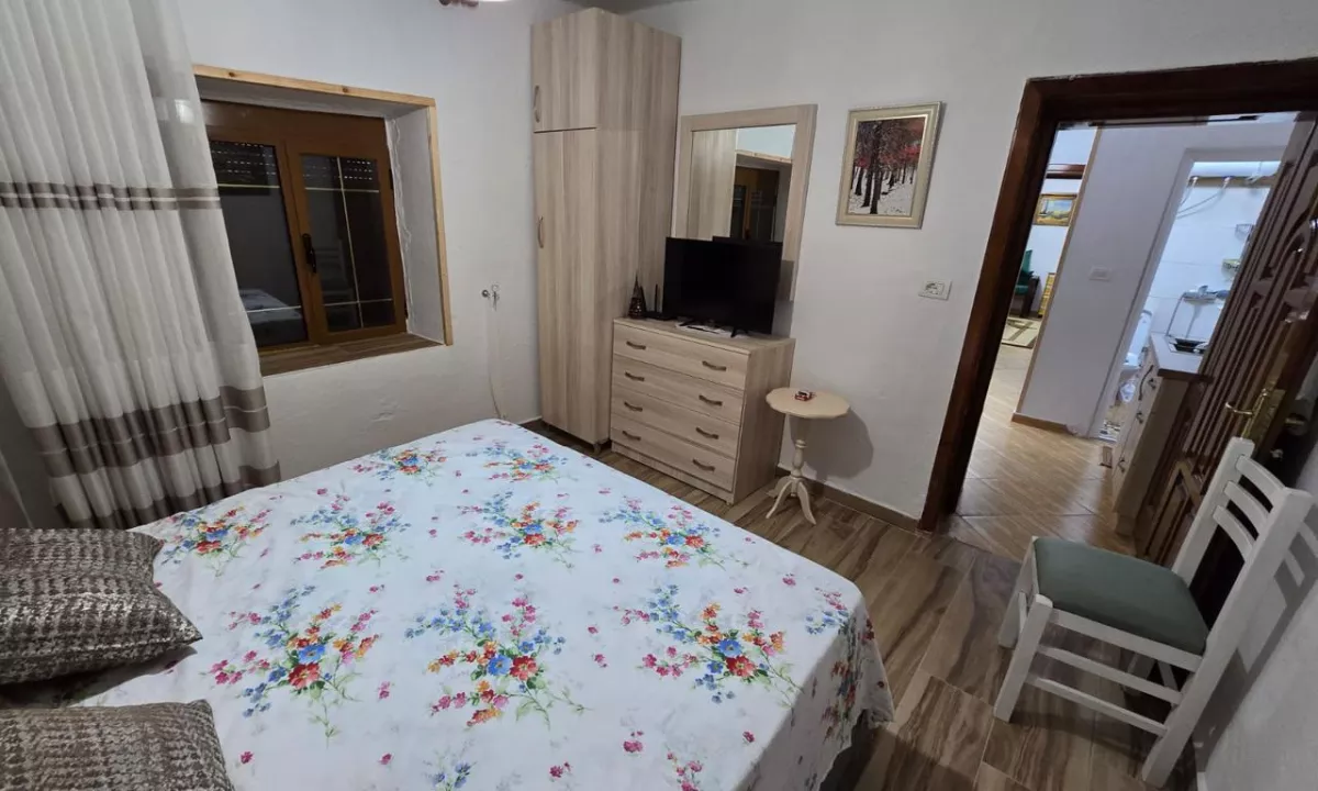 Casa privata/Indipendente in vendita a Koriza 2+1, Arredato