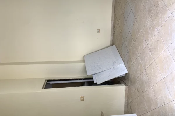 Business Property for Rent 1+1 in Tirana - 22,000 Leke