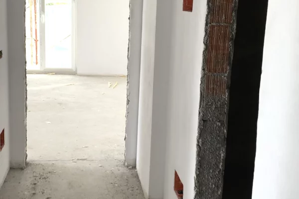 Shtepi ne shitje 2+1 ne Tirane - 89,000 Euro