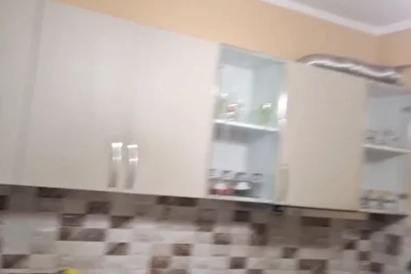 Shtepi me qera 2+1 ne Tirane - 40,000 Leke