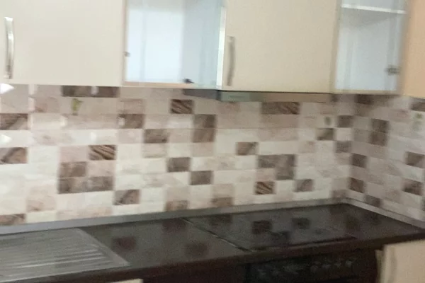 Jepet me Qera Apartament 2+1 mobiluar Astir