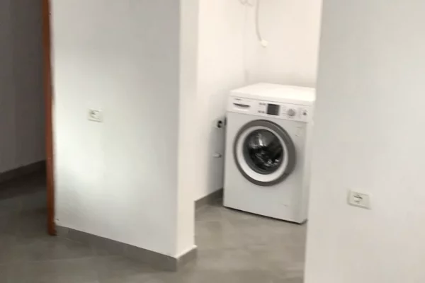 Jepet me Qera 1+1 e mobiluar Don Bosko 40000 Leke 