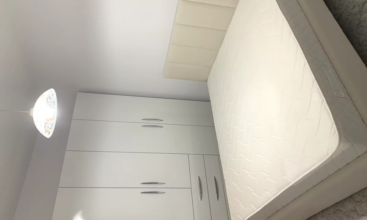 Shtepi ne shitje Apartament ne Tirane, 2+1, Mobilimi E mobiluar, Pagesa 130,000  Euro.