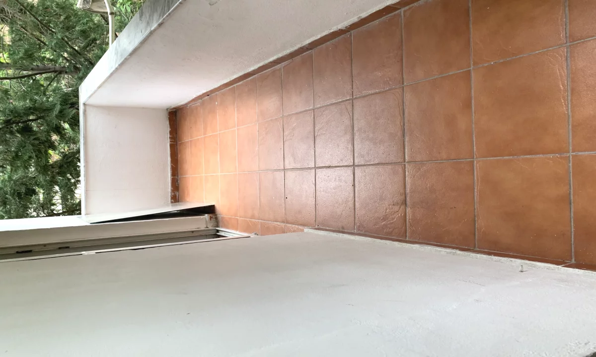 Shtepi me qera Shtepi Private ne Tirane, 2+1, Mobilimi E mobiluar, Pagesa 50,000  Leke.