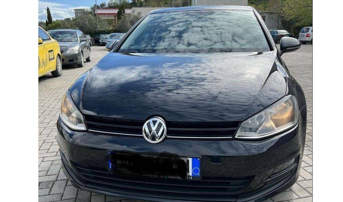 Jepet me qera Makina Volkswagen Golf 7 , duke filluar nga 35 euro dita 