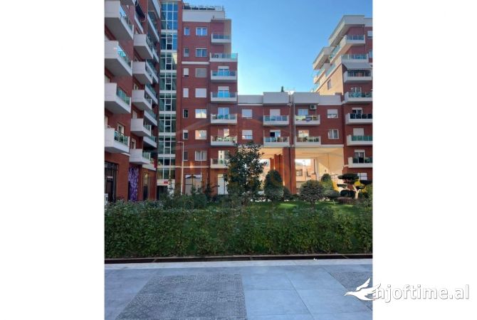 Ambient biznesi ne shitje 1+1 ne Tirane - 350,000 Euro