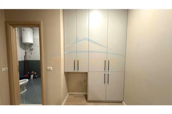 Appartamento in vendita a Tirana 2+1, Arredato