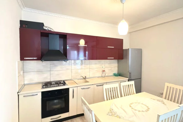 Appartamento in vendita a Tirana 1+1, Arredato