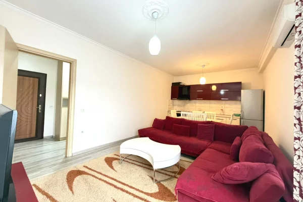 Appartamento in vendita a Tirana 1+1, Arredato