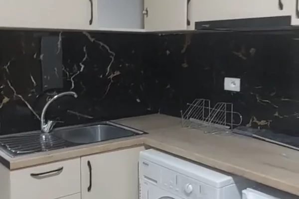 Qytet studeni apartment i ri me qira 30.000 leke