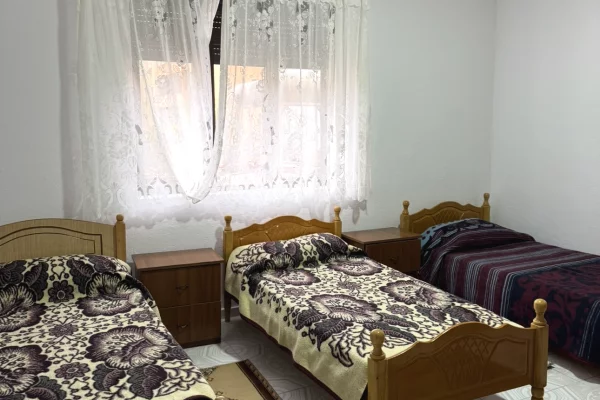 Shtepi me qera Apartament ne Tirane, 1+1, Mobilimi E mobiluar, Pagesa 49,999  Leke.