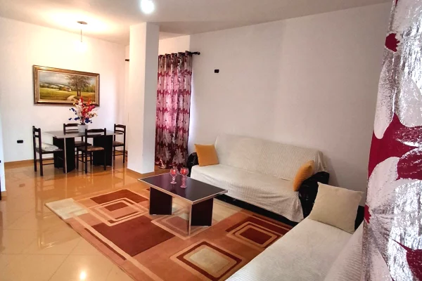 Shtepi me qera 1+1 ne Tirane - 44,900 Leke