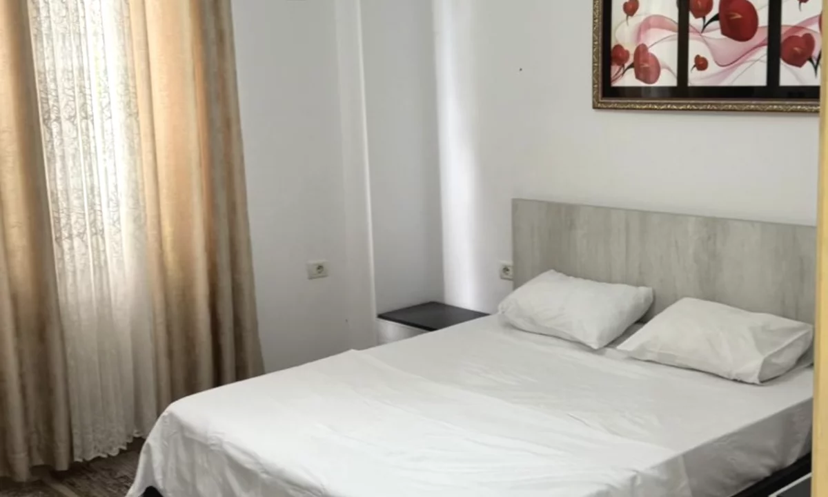Shtepi me qera Apartament ne Tirane, 1+1, Mobilimi E mobiluar, Pagesa 44,900  Leke.