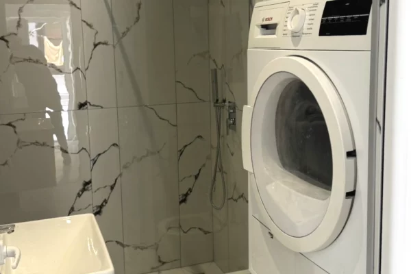 Shtepi me qera Apartament ne Tirane, 1+1, Mobilimi E mobiluar, Pagesa 49,999  Leke.