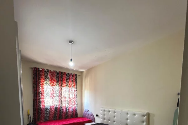 Shtepi me qera Apartament ne Tirane, 1+1, Mobilimi E mobiluar, Pagesa 40,000  Leke.