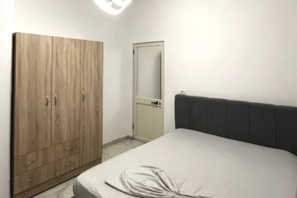Shtepi me qera Vila Luksoze ne Tirane, 2+1, Mobilimi E mobiluar, Pagesa 37,000  Leke.