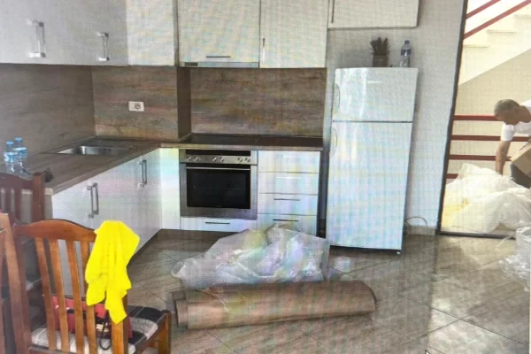 Shtepi me qera Apartament ne Tirane, 1+1, Mobilimi E mobiluar, Pagesa 42,900  Leke.