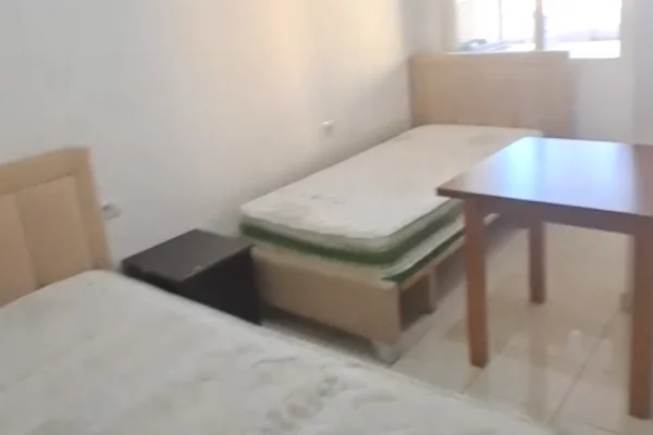 Shtepi me qera Garsoniere ne Tirane - 28,000 Leke