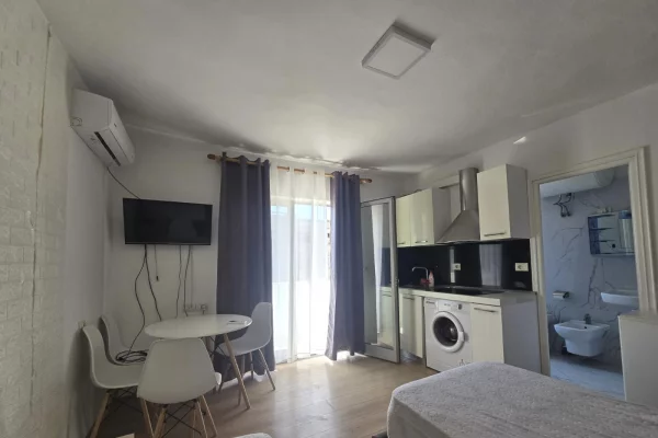 super apartament studio me qira te 21 dhjetori