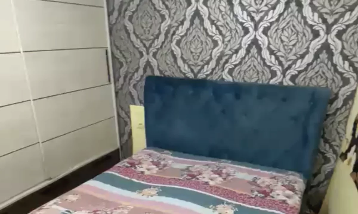 Shtepi me qera Shtepi Private ne Tirane, Garsoniere, Mobilimi E mobiluar, Pagesa 35,000  Leke.