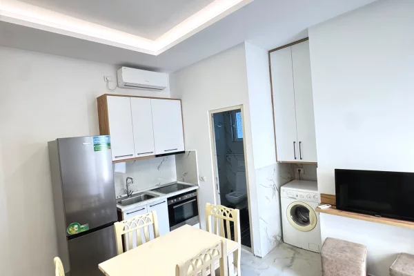 Shtepi me qera Apartament ne Tirane, Garsoniere, Mobilimi E mobiluar, Pagesa 40,000  Leke.
