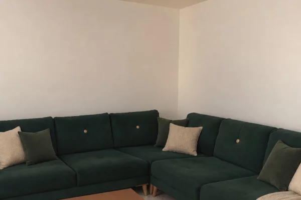 Shtepi me qera Apartament ne Tirane, 1+1, Mobilimi E mobiluar, Pagesa 44,900  Leke.