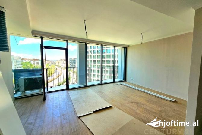 ZYRA PER QIRA NE RESIDENCEN LAKE VIEW