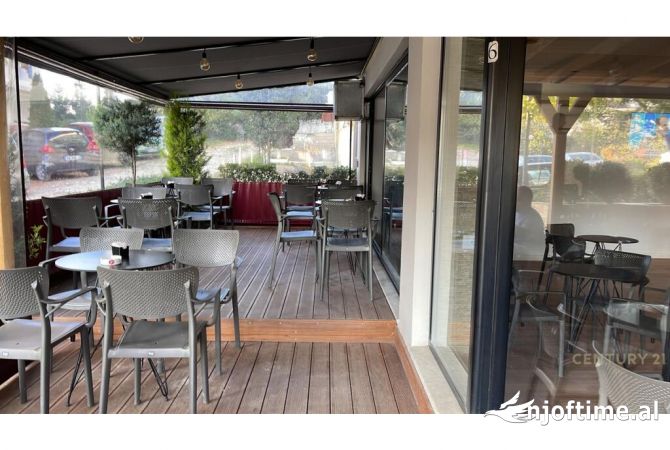 Ambient Komercial+ Parkim tek Ali Demi