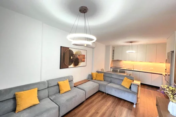 Shtepi me qera Apartament ne Tirane, 2+1, Mobilimi E mobiluar, Pagesa 85,000  Leke.