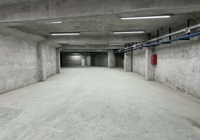 Qera, Godine 4 kate Rruga Rinasit