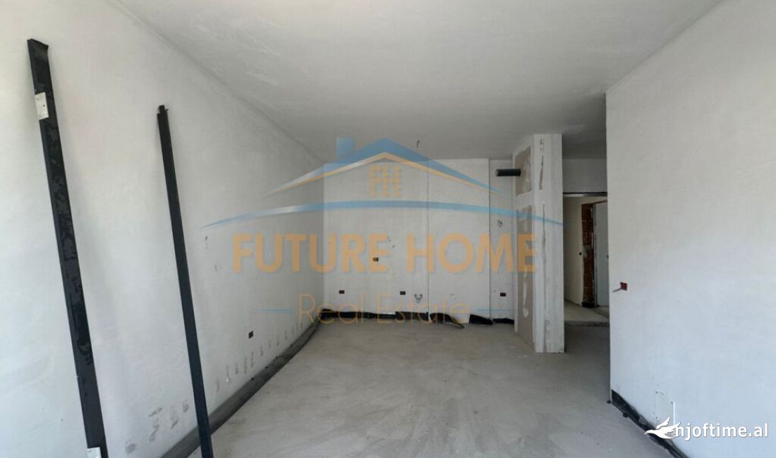 Appartamento in vendita a Tirana 1+1, Vuoto