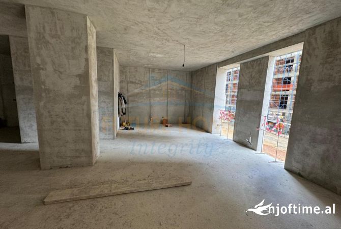 Ambient biznesi ne shitje 1+1 ne Tirane - 268,580 Euro