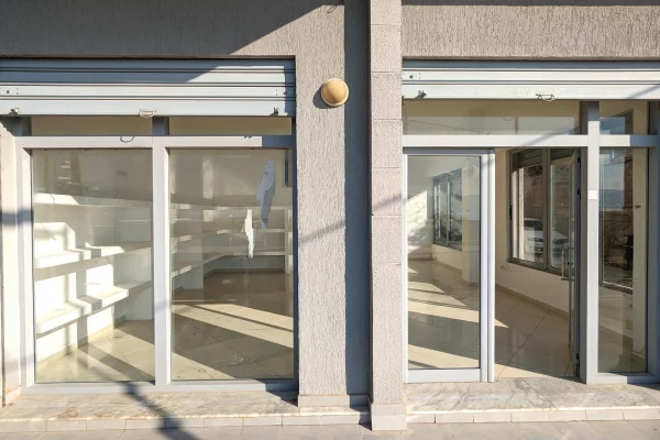 Shitet ambient biznesi ne Uje te Ftohte Vlore