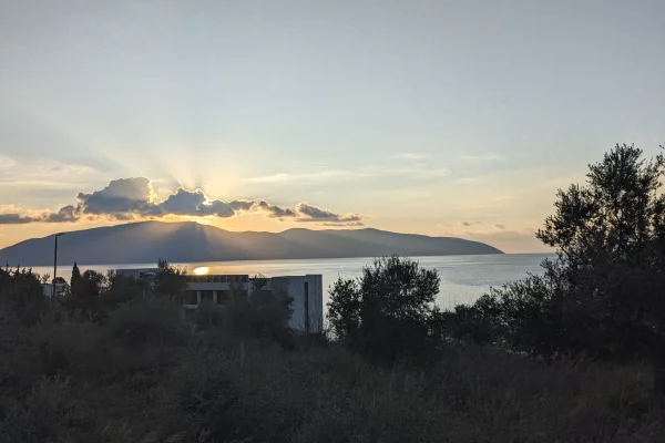 Shitet ambient biznesi ne Uje te Ftohte Vlore