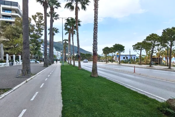 Shtepi ne shitje Apartament ne Vlore, 2+1, Mobilimi E mobiluar, Pagesa 220,000  Euro.