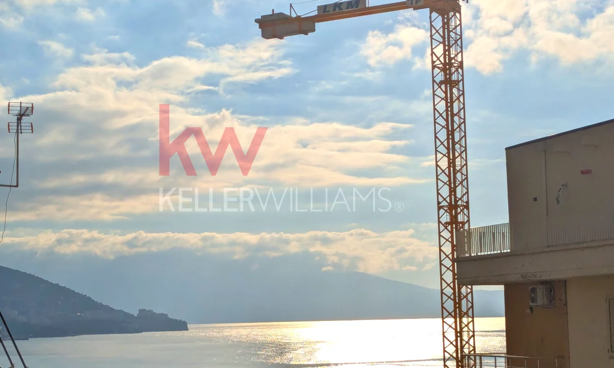 Shtepi ne shitje Apartament ne Vlore, 1+1, Mobilimi E mobiluar, Pagesa 143,000  Euro.