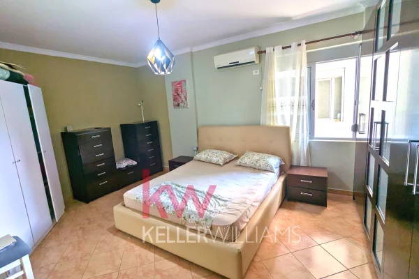 Shtepi ne shitje Apartament ne Vlore, 1+1, Mobilimi E mobiluar, Pagesa 143,000  Euro.