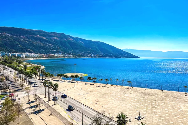 Shtepi me qera 2+1 ne Vlore - 75,000 Leke